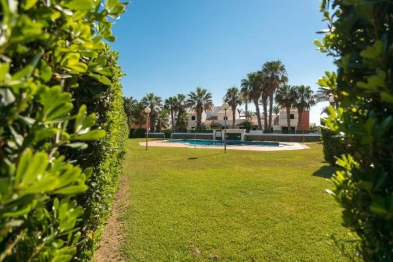 Sa Casa Vermella En Ciutadella Ciutadella